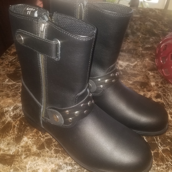 Custom bilt boots - Picture 1 of 4